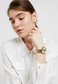 Michael Kors - PYPER - Rannekello - gold-coloured Pienoiskuva 1