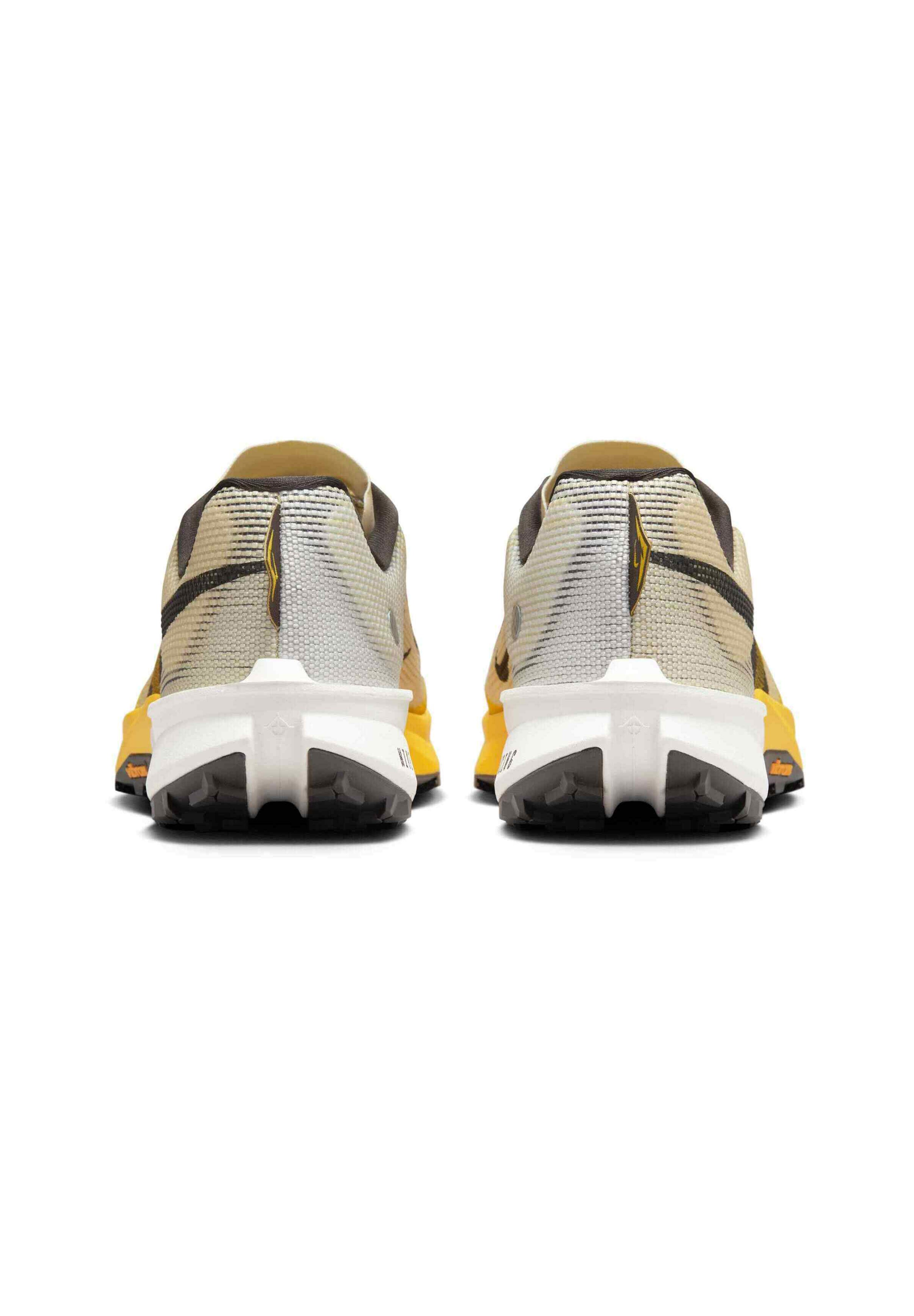 nike lightning 4