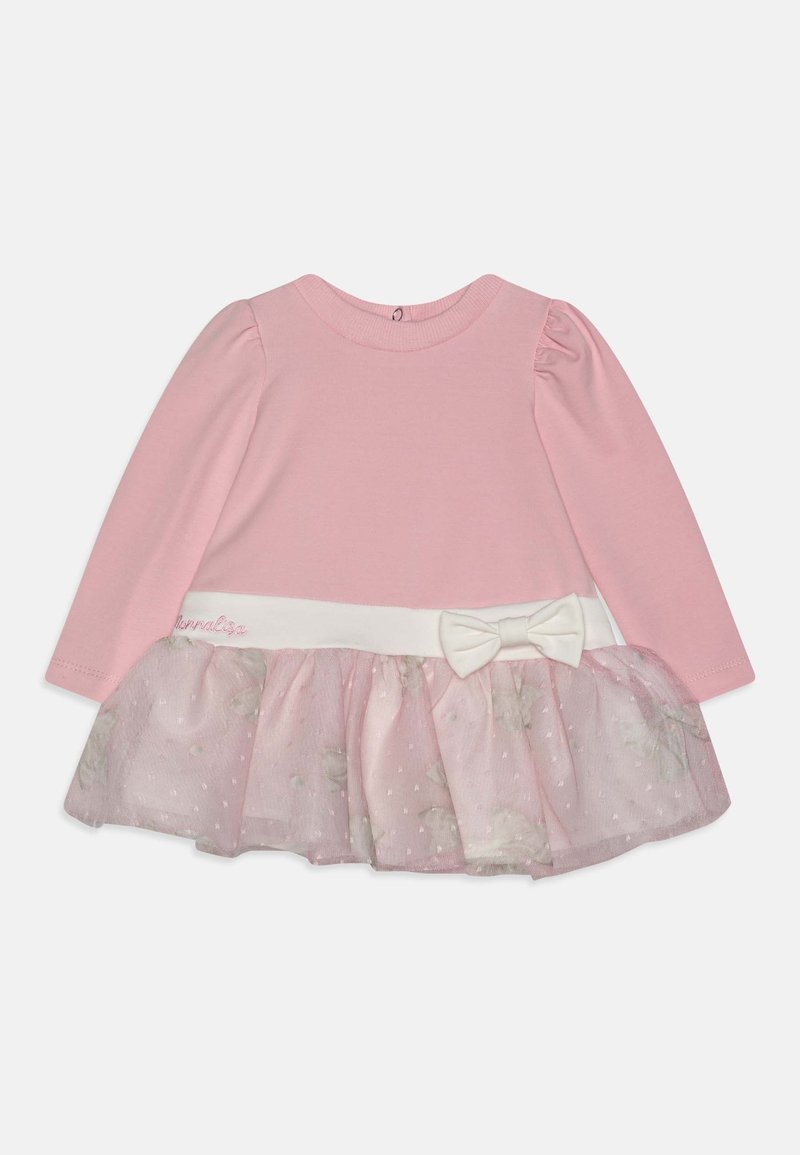 Robe bébé rose à manches longues avec ceinture blanche, nœud blanc et jupe en tulle transparent à motif floral.