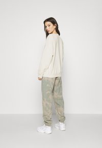 BDG Urban Outfitters SPHERE - Camisola - ecru