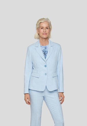 Light blue blazer with two buttons, notched lapels, and side pockets, paired with matching trousers. Smooth fabric with a tailored fit.