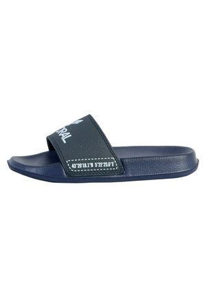Tongs bleu marine en matériau synthétique texturé avec une conception à bout ouvert, arborant un texte imprimé et des coordonnées sur la lanière.