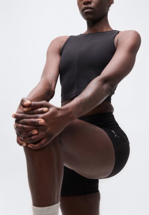 PUMA X HYROX CROP TANK - Top - black — photo 4