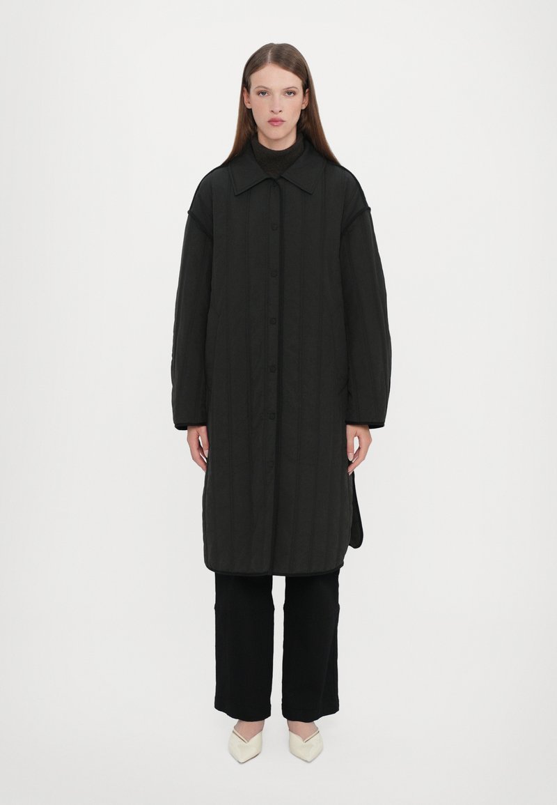 CLOSED QUILTED COAT - Winter coat - black
