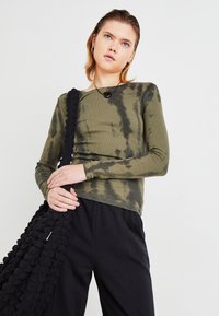 GAP PANT - Tepláky - true black