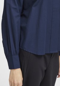 Fransa FRHALI - Camicetta - peacoat