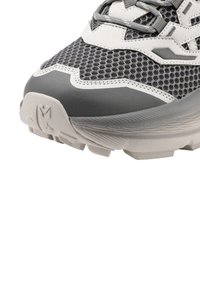 Athletic shoe featuring a gray mesh upper, synthetic accents, a textured rubber sole, and reinforced toe cap for durability.