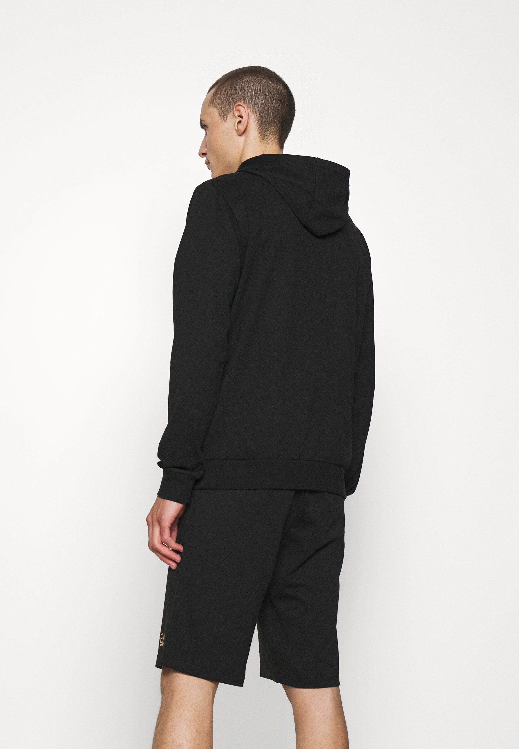 Sudaderas de EA7 para hombre | FASHIOLA.es