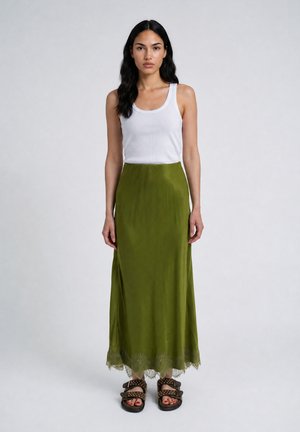 Smith&Soul, SMITH&SOUL LANGER SATINROCK MIT SPITZE - Maxi skirt - olive
