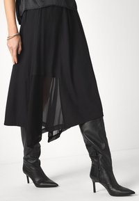 DKNY MIX MEDIA SKIRT - A-silueta svārki - black
