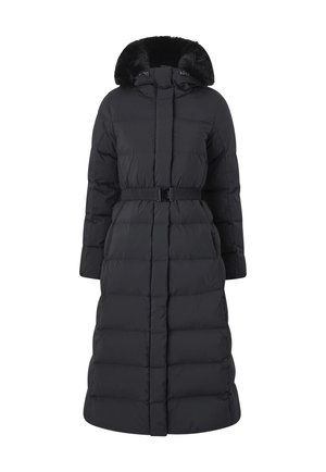 Abrigo acolchado negro largo con cintura ceñida por un cinturón, diseño acolchado y una capucha forrada de piel sintética para mayor calidez.