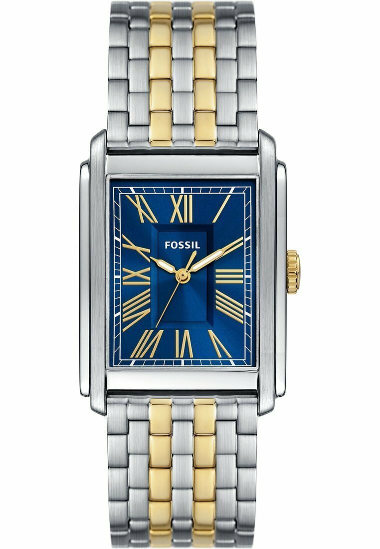 Orologio rettangolare Fossil con quadrante blu, numeri romani dorati, bracciale a maglie argento e oro, e una corona sul lato destro.