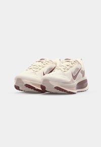 Nike Performance VOMERO 18 - Road running shoes - pale ivory/dark team red/red sepia/silt red/phantom