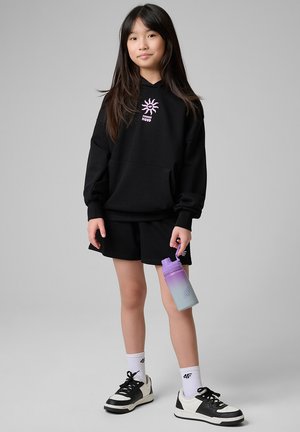 4F, - Krótkie spodenki sportowe