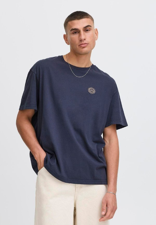 PAVEL - Print T-shirt4