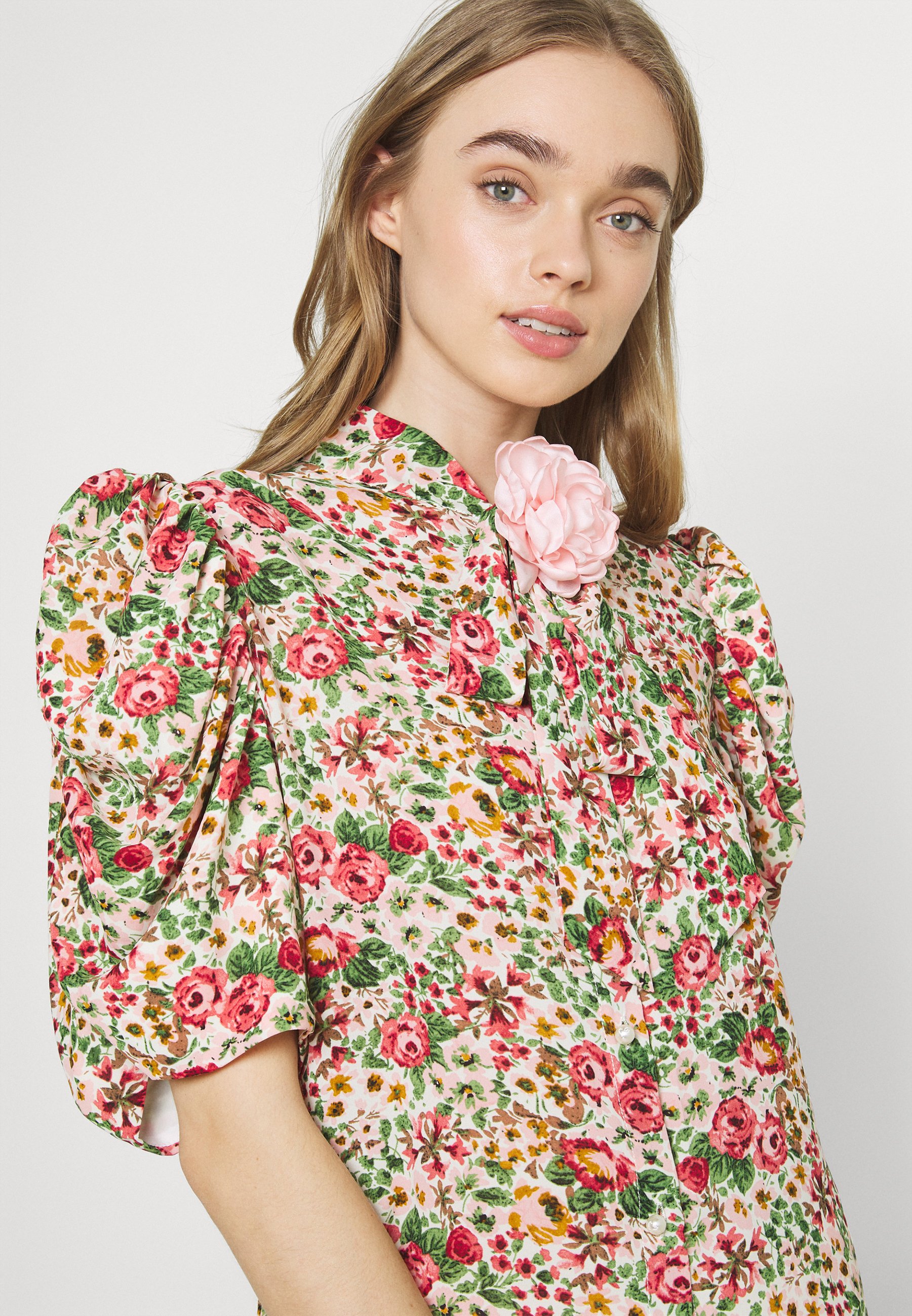 Floral bow blouse Clearance