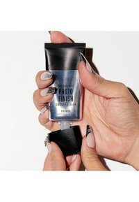 Smashbox THE ORIGINAL PHOTO FINISH SMOOTH & BLUR FOUNDATION PRIMER  - Primer