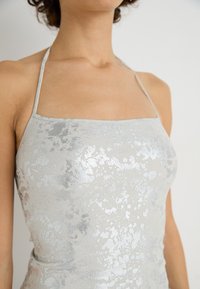 Weekday SPLATTER HALTER NECK - Μπλούζα - silver