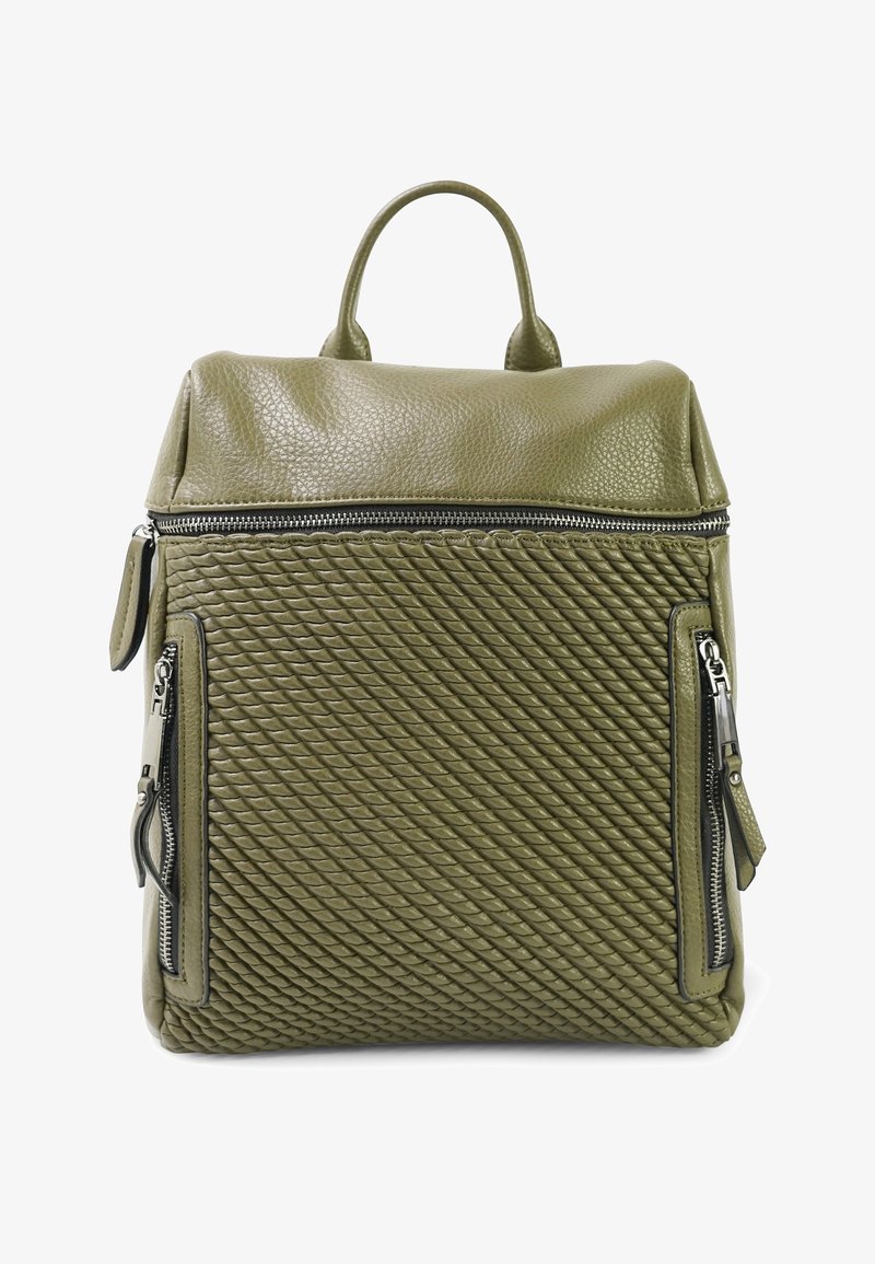 Olijfgroene leren rugzak met een gestructureerd, gewatteerd ontwerp, dubbele voorkeursritsen en een handvat aan de bovenkant. Gladde afwerking met gevlochten details.