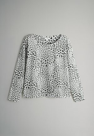 Long-sleeve top made of lightweight fabric featuring a black and white leopard print pattern. Round neckline and relaxed fit design.
