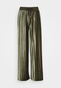 Pantaloni plissettati verdi in velluto, con una fascia elastica larga in vita e un cordino, caratterizzati da una leggera lucentezza.