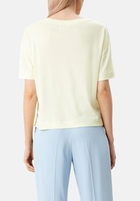 s.Oliver BLACK LABEL Základné tričko - light yellow
