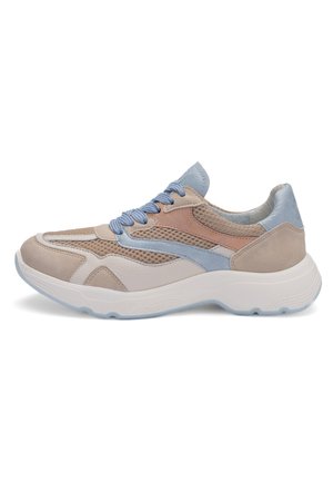 Beiger und hellblauer Sneaker mit Mesh-Einsätzen, Wildlederelementen, hellblauen Schnürsenkeln und einer dicken weißen Sohle, der für den Freizeitgebrauch konzipiert ist.