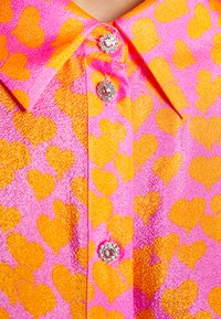 Cras SHIRT - Blusa com botões - pink