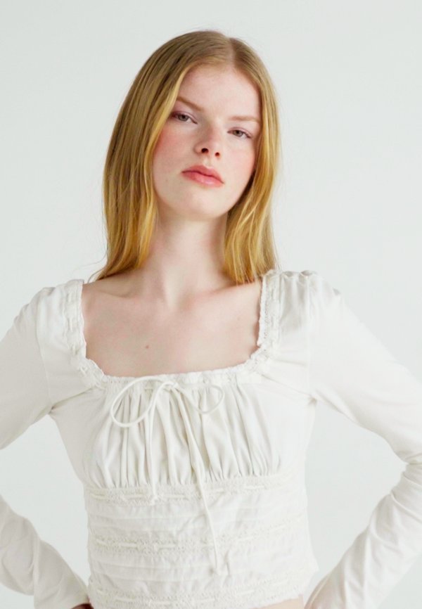 SCARLET SMOCKED  - Long sleeved top - clean ivory4