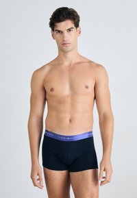 Tommy Hilfiger SIGNATURE TRUNK METALLIC 3 PACK - Boxer briefs - deep rouge/pri red/lazuli blue