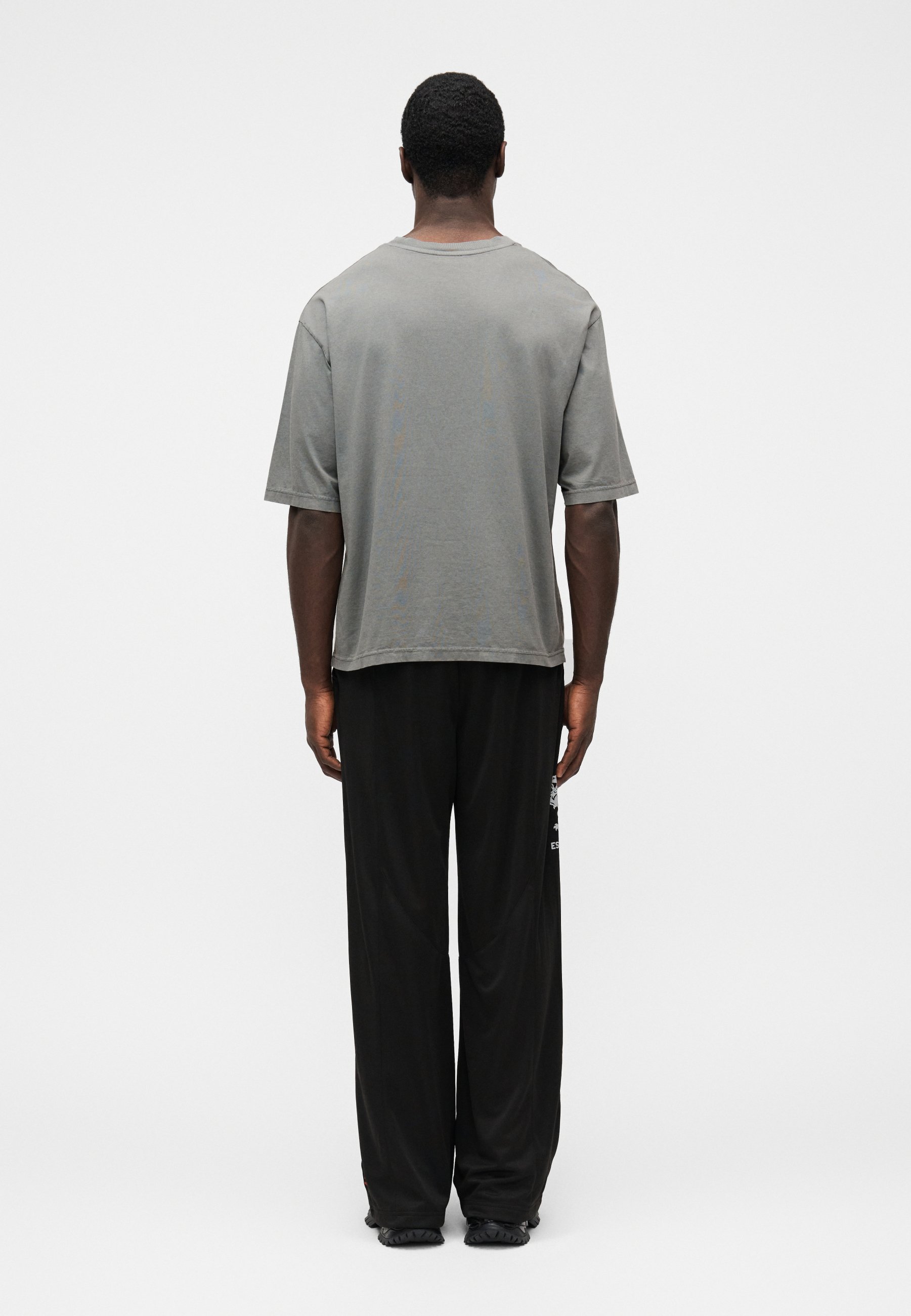 Han Kjøbenhavn ULTRAS OVERSIZED TEE - Print T-shirt - smoke grey