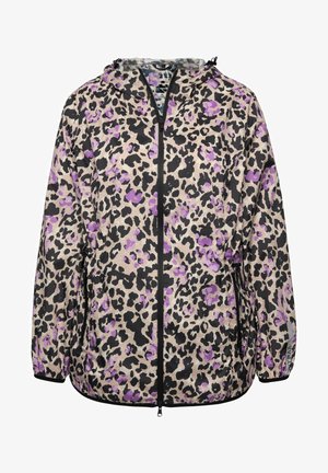 Giacca resistente all'acqua con sfondo beige e stampa leopardata in nero e viola, chiusura con zip, cappuccio regolabile e polsini elastici.