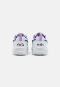 Diadora CHALLENGE 5 JR UNISEX - Tenisice - white/astral aura