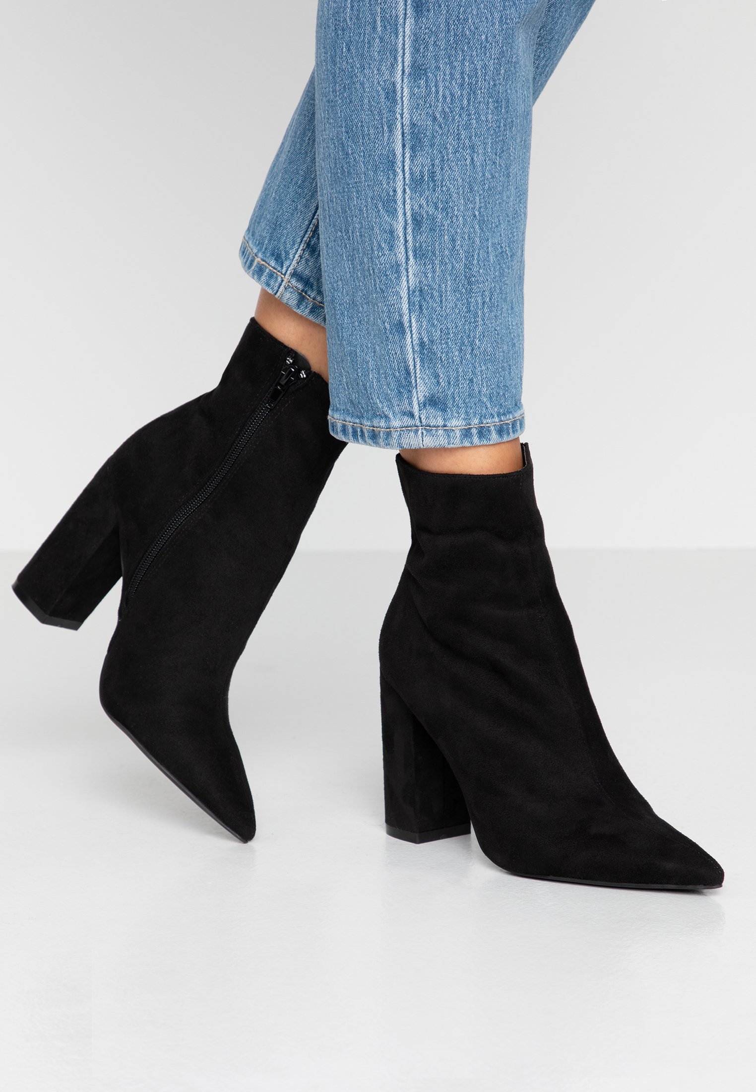 SLIM BLOCK BOOT Klassiska stövletter black SLIM BLOCK BOOT Klassiska stövletter black