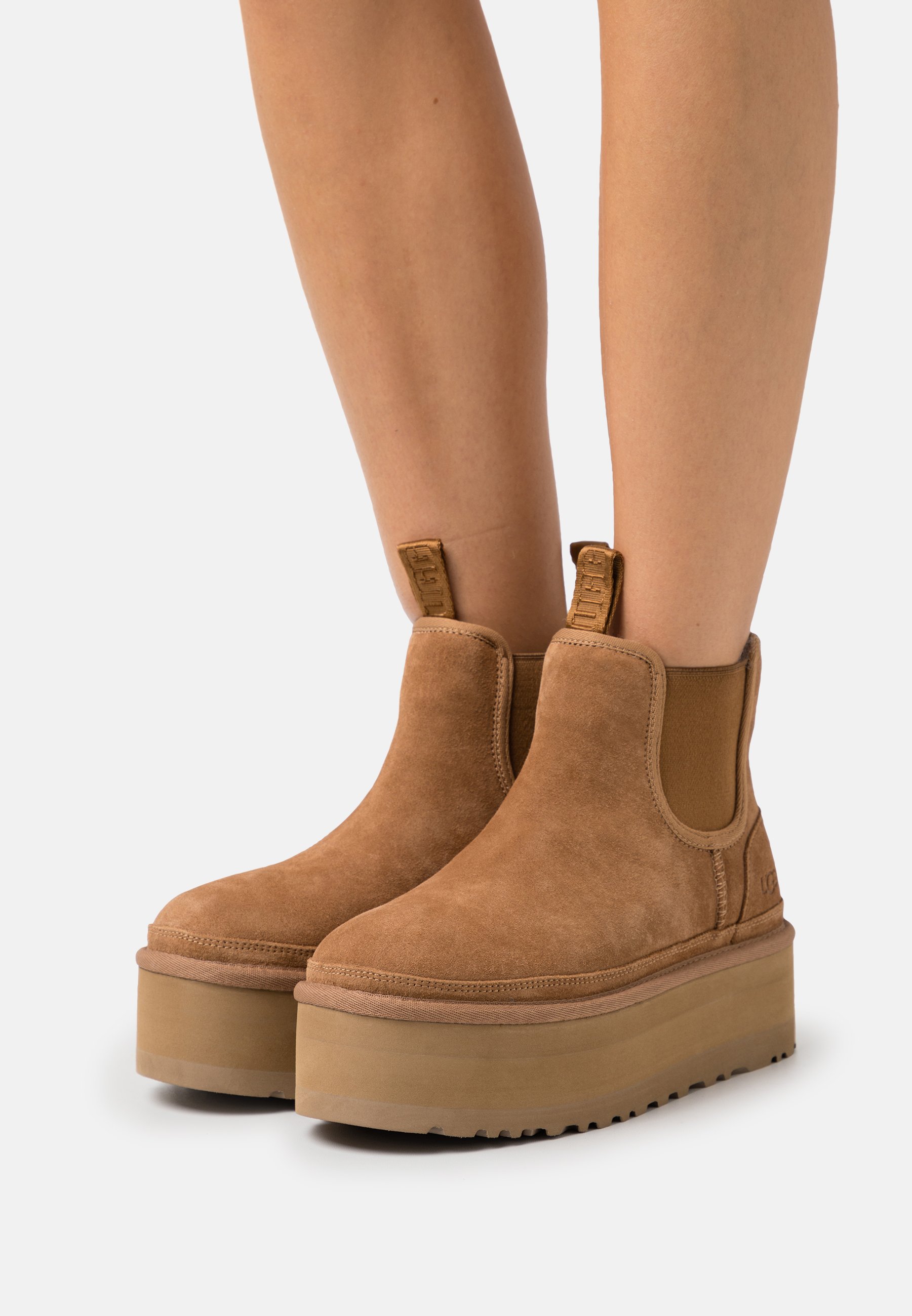 ugg neumel platform women