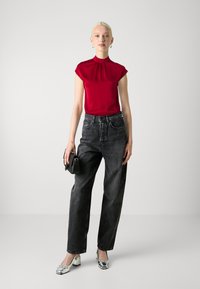 VILA VICORA HIGH NECK - Μπλούζα - fiery red