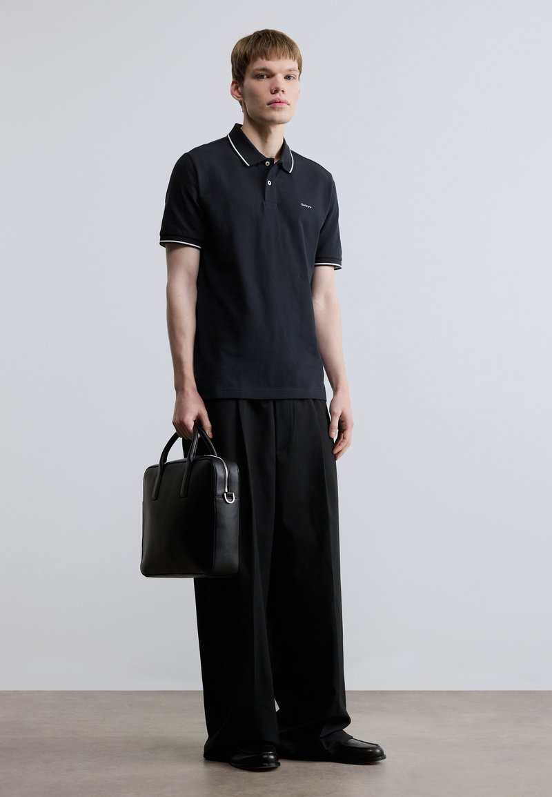 GANT TIPPING - Polotričko - black