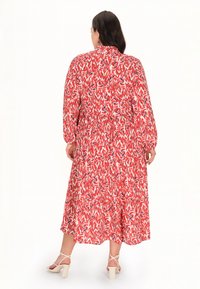 usha Hverdagskjole - multicolor red