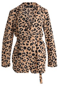 Beige blazer s leopardím potiskem a černými skvrnami, zavinovací design, dlouhé rukávy a odpovídající páskové zapínání. Hladká textura, klopové límce.