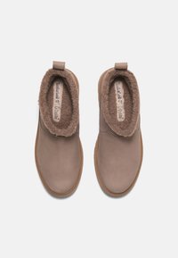 Timberland STREET CHELSEA - Winter boots - taupe nubuck