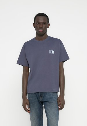 JORMAINE BACK TEE  CREW NECK   - T-shirt con stampa - odyssey gray