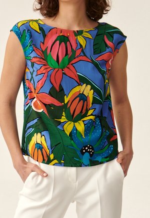 Blus - blue