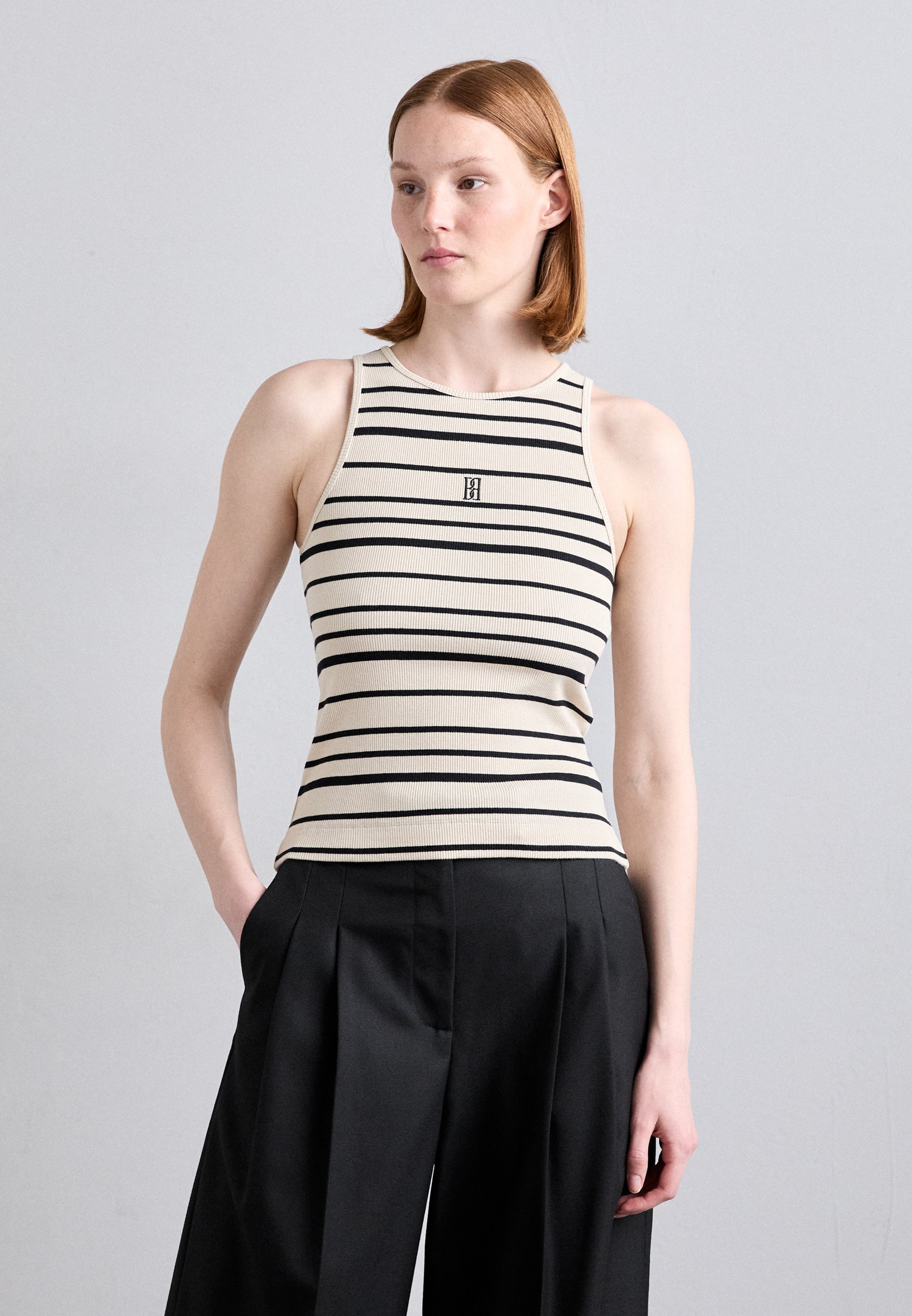売れ筋商品|||バイマレンバーガー Tシャツ レディース トップス AMANIAS - Top - black/white By Malene Birger AMANIAS - Top - black/white/flerfarvet