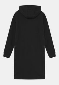 Schwarzer Kapuzenpullover mit langen Ärmeln, aus glattem Stoff gefertigt. Hat ein schlichtes Design ohne zusätzliche Muster oder Akzente.