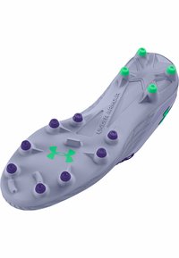Fotballsko med såle i lys lilla med teksturert overflate; har multikolor dørk i grønn og lilla; merket "Under Armour."