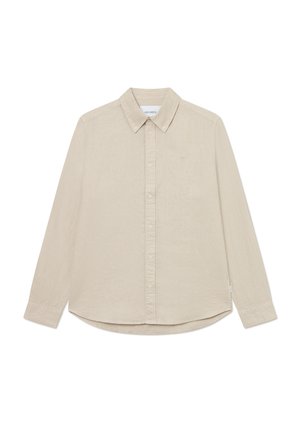 Chemise à manches longues beige en tissu léger. Dotée d'un col à boutons, de boutons sur le devant et d'un logo subtil sur la poitrine.