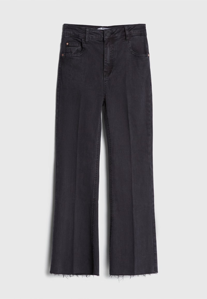 Bershka Flared Jeans zwart Bershka Flared Jeans zwart