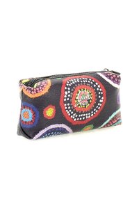 Borsa in pelle nera con motivi circolari colorati in rosso, blu e verde, dotata di chiusura con zip e dettagli del logo sul fronte.