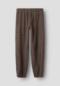 Pantalon marron texturé avec un motif froissé, doté d'une ceinture élastique, se rétrécissant aux chevilles, et en tissu doux et confortable.