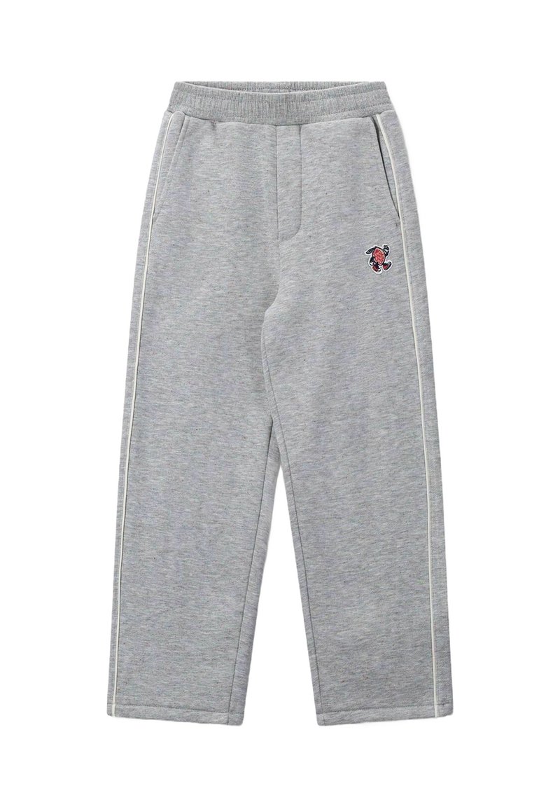 Grijze trainingsbroek van een zachte katoenmix, met zijzakken en een klein geborduurd ontwerp op de dij, met contrasterende witte strepen.